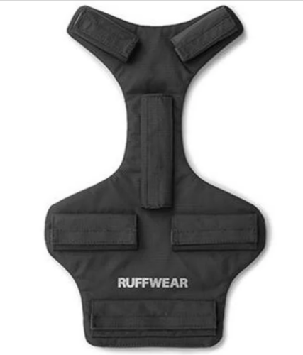 Fiksattu rintapanssari valjaisiin